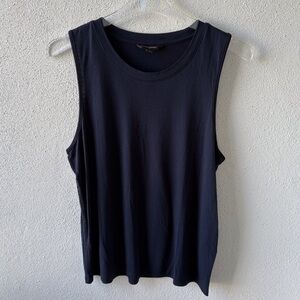 Banana Republic Navy Sleeveless Soft Stylish Office Tank Size L Workwear